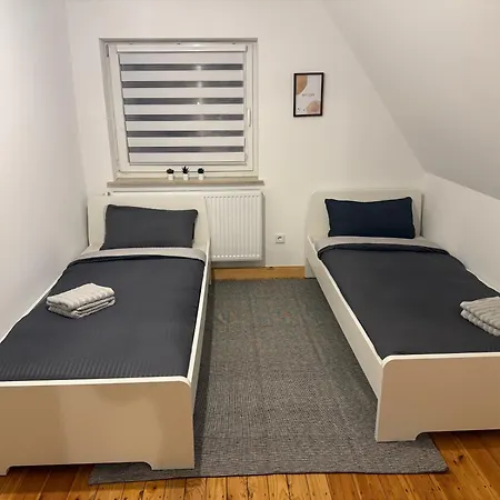Deluxe Haus
